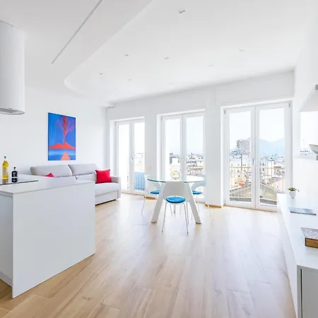 Apartment At Twenty-one New - Exclusive Panoramic Views! *
